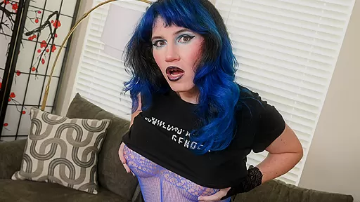 TGIRLS XXX - Blaze Bops Showcase Her Thick Yummy Body